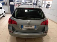 Auto Opel Astra 4ª Serie 1.7 Cdti 110Cv Sports Tourer Usate A Varese