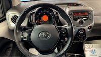 Toyota Aygo Benzina 1.0 VVT-i 72 CV 5 porte x-cool Usata in provincia di Catanzaro - Bencivenni Auto - Viale Magna Grecia 180 img-12
