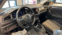 Volkswagen T-Roc Diesel 1.6 TDI SCR Style BlueMotion Technology Usata in provincia di Catanzaro - Bencivenni Auto - Viale Magna Grecia 180 img-9