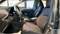 Toyota Yaris Cross Ibrida 1.5 Hybrid 5p. E-CVT AWD-i Lounge Usata in provincia di Catanzaro - Bencivenni Auto - Viale Magna Grecia 180 img-6