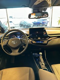 Toyota C-HR Ibrida 2.0 Hybrid E-CVT Lounge Km 0 in provincia di Nuoro - Mereu Auto - Zona Industriale Pratosardo img-10