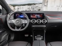 Mercedes-Benz Classe GLA Diesel Mod: SUV GLA 200 d automatic Nuova in provincia di Cagliari - SC | Mercedes e smart | CAGLIARI img-1