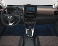 Toyota Yaris Cross Ibrida 1.5 Hybrid 5p. E-CVT Lounge Nuova in provincia di Napoli - Europa Motori - Corso Europa  49bis img-2