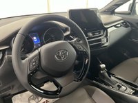 Toyota C-HR Ibrida 2.0 Hybrid E-CVT Lounge Km 0 in provincia di Monza e della Brianza - City Motors Verano img-10