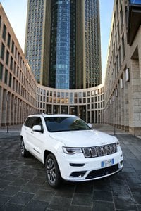 Auto Usate A Salerno | Jeep Grand Cherokee Iv 2017 3.0 V6 Summit 250Cv Auto My19
