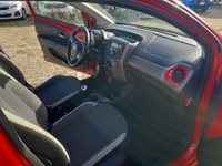 Toyota Aygo Benzina Connect 1.0 VVT-i 72 CV 5 porte x-play Usata in provincia di Lucca - Auto P Srl PONTETETTO img-13