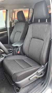 Toyota Hilux Diesel 2.4 D-4D 4WD 4 porte Double Cab Lounge Nuova in provincia di Lecco - Finiguerra - Via Provinciale  41 img-7