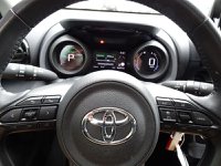 Toyota Yaris Ibrida 1.5 Hybrid 5 porte Trend Usata in provincia di Treviso - Nordauto - Via Feltrina Sud  162/a img-15