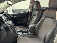 Toyota Auris Ibrida 1.8 Hybrid Lounge con finanziamento Usata in provincia di Monza e della Brianza - G.Villa Srl img-7