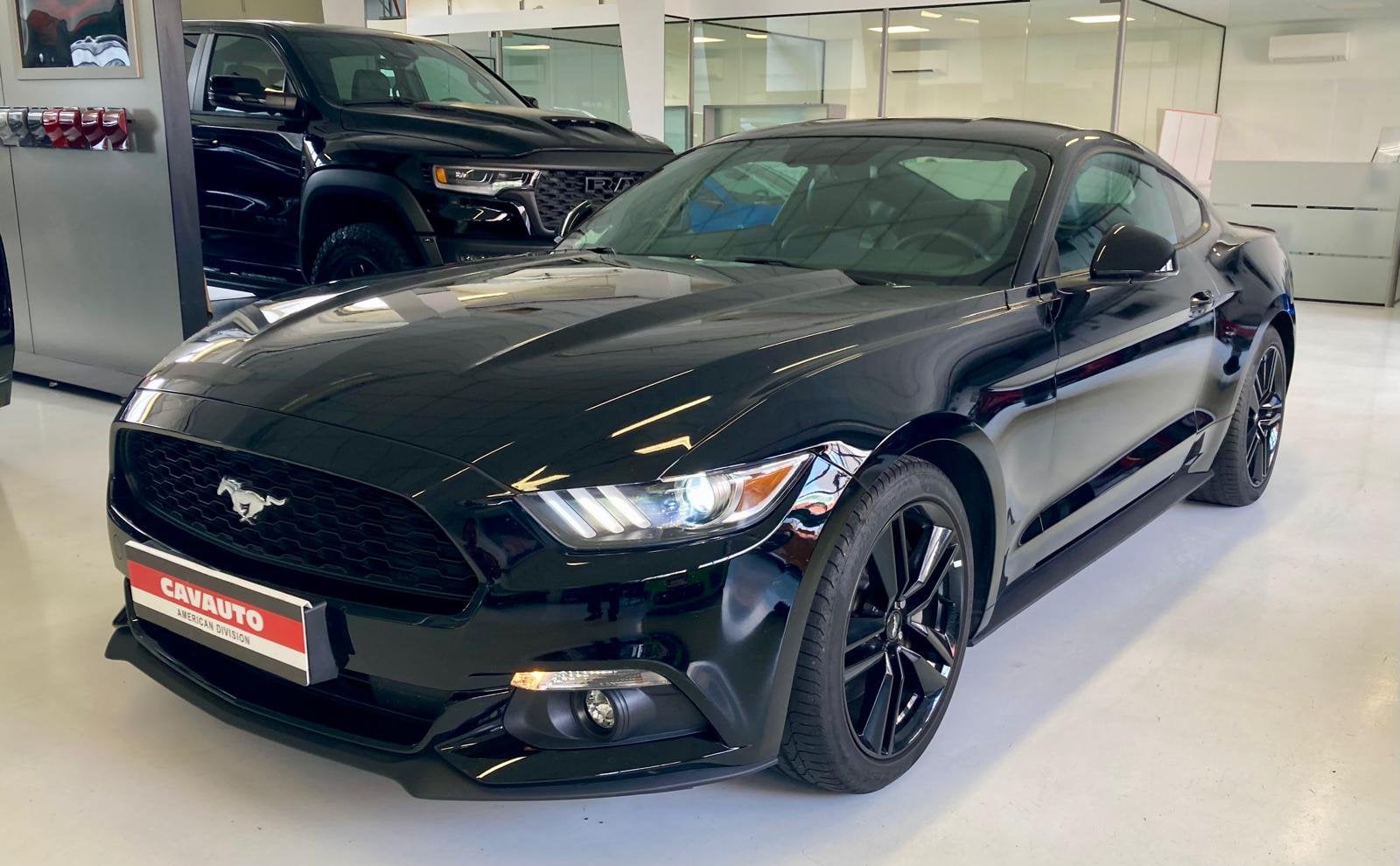 Ford Mustang 2.3 Ecoboost 317CV Automatico – Perfetta