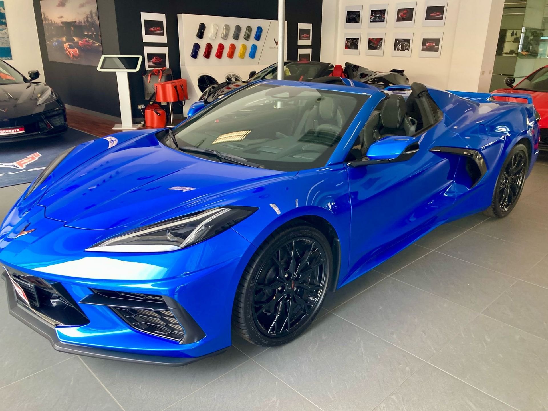 Corvette Corvette C8 C8 Convertible 3LT – Raptide Blue Metallic