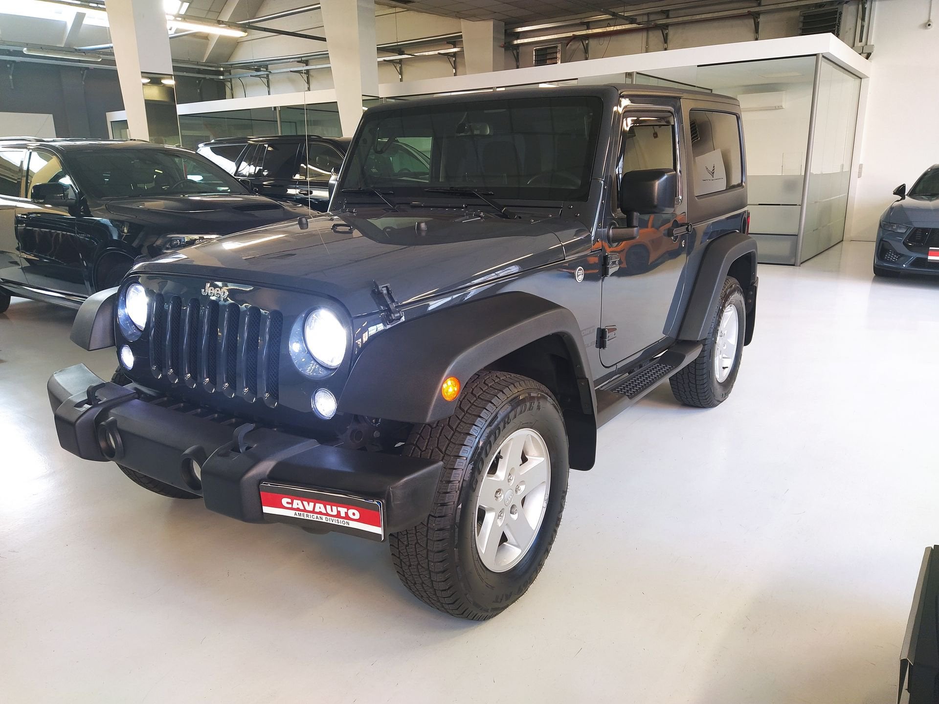 Jeep Wrangler WRANGLER 2P. SPORT