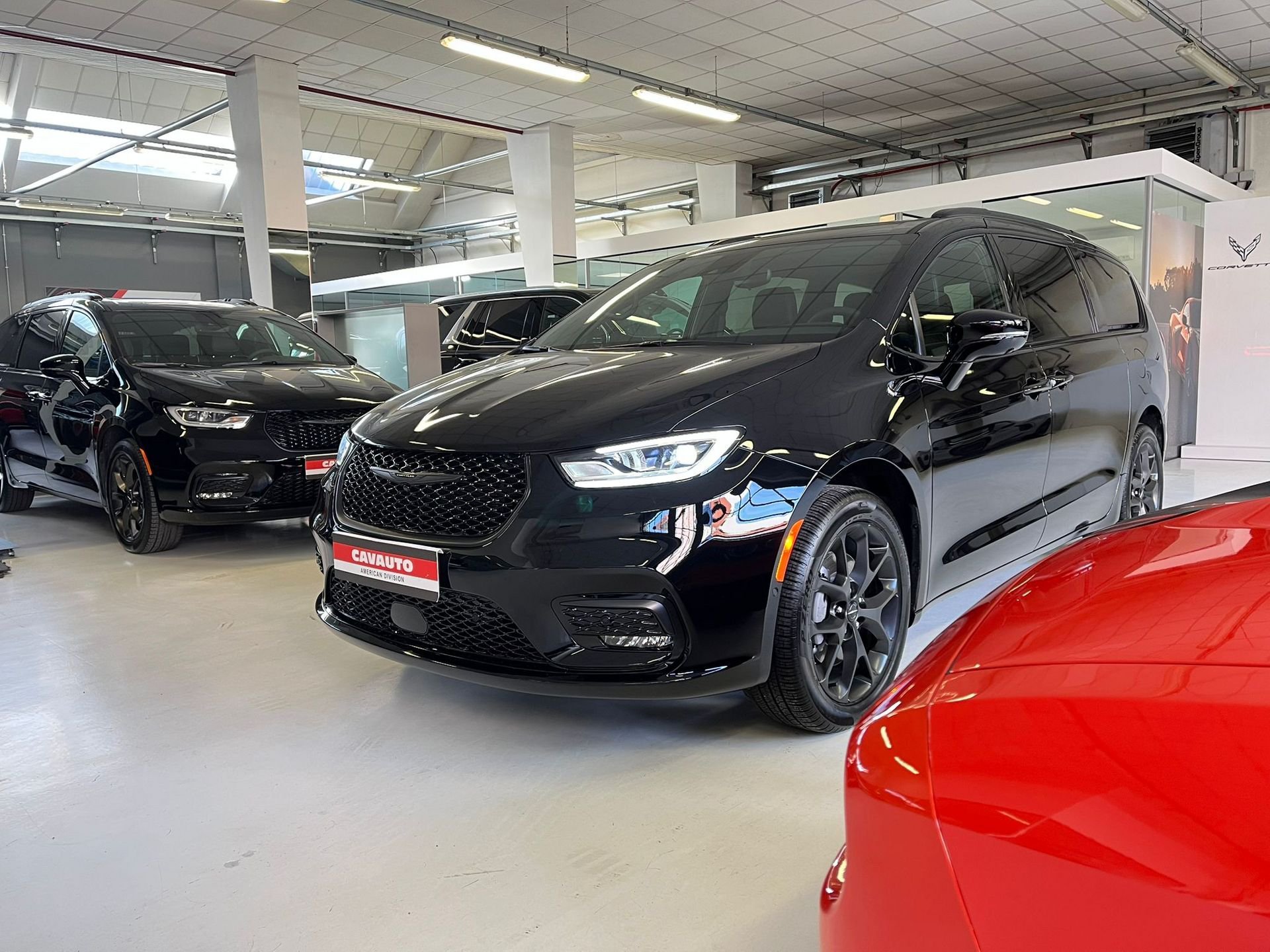 Chrysler Pacifica Pacifica Touring L Plus AWD – 3.6l VVT V6 w/ESS 287hp AT9