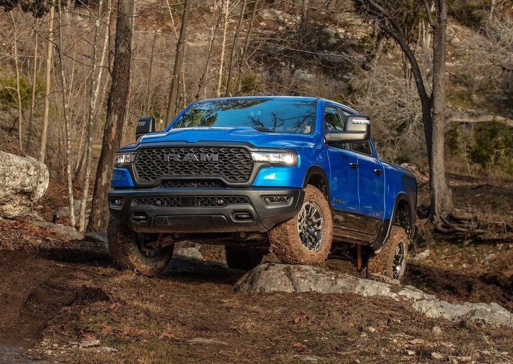 Dodge RAM NUOVO RAM 2025 REBEL 3.0L Twin-Turbo 420CV