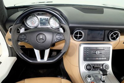 Mercedes-Benz SLS  
