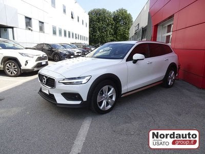 Volvo V60 Cross Country  