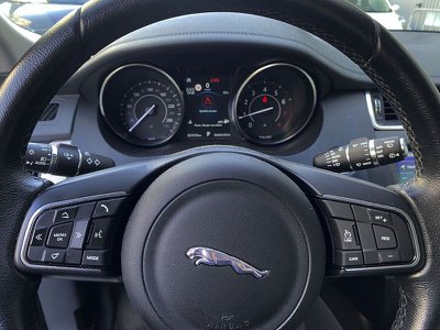 Jaguar E-Pace  Usato