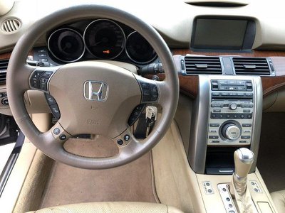 Honda Legend  