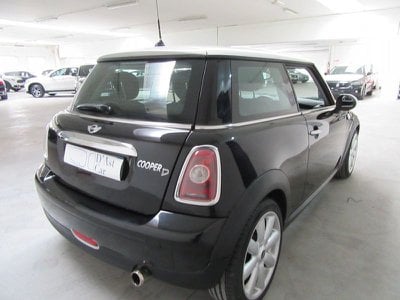 MINI COOPER D  