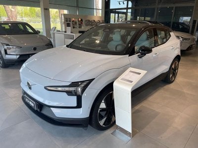 Volvo EX30  