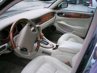 Jaguar Xj  