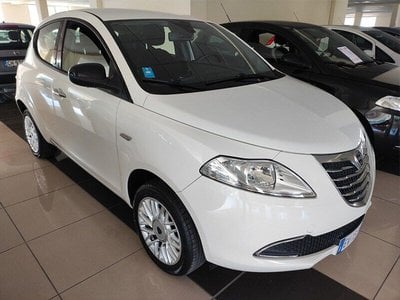 Lancia Ypsilon  Usato