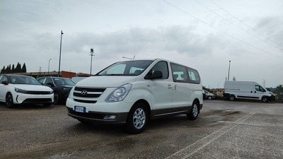 Hyundai H-1  