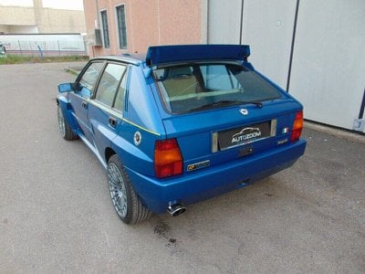 Lancia Delta  