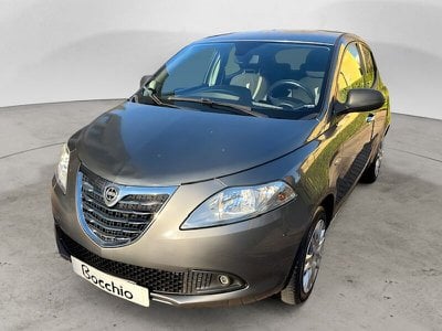 lancia ypsilon usata