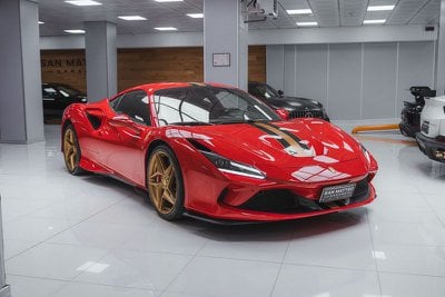 Ferrari F8  