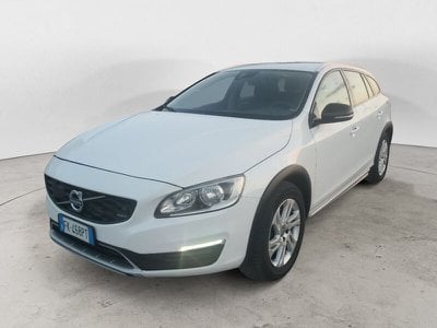 Volvo V60 Cross Country  