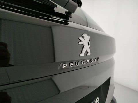Auto Peugeot 3008 Bluehdi 130 S&S Eat8 Active Pack Km0 A Caserta