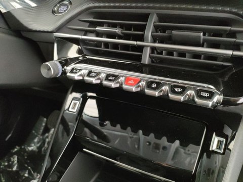 Auto Peugeot 208 Puretech 100 Stop&Start 5 Porte Allure Pack Km0 A Caserta