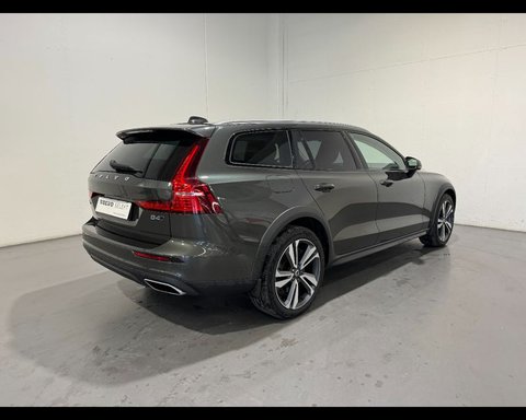 Auto Volvo V60 Cross Country V60 Cross Country B4 Geartronic Awd Business Pro Usate A Treviso