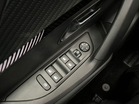 Auto Km0 A Lecco | Peugeot 2008 2008 1.2 Hybrid Allure 145Cv E-Dcs6 - Promo Sironiauto+