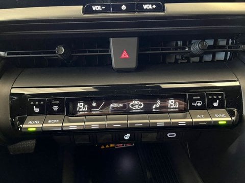 Auto Km0 A Lecco | Toyota C-Hr 2.0 Phev E-Cvt Trend