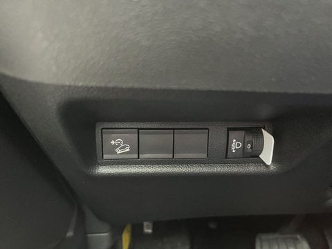 Auto Km0 A Lecco | Jeep Avenger Avenger 1.2 Turbo E-Hybrid Mhev Summit 110Cv