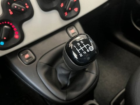 Auto Km0 A Lecco | Fiat Panda Panda 1.0 Firefly S&S Hybrid Pandina - Promo Sironiauto+