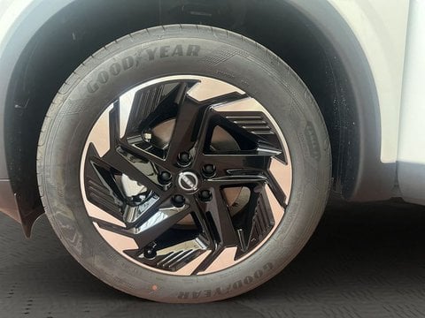Auto Km0 A Lecco | Nissan Qashqai Qashqai 1.3 Mhev N-Connecta 2Wd 158Cv Xtronic