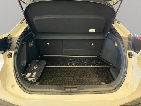 Auto Km0 A Lecco | Toyota C-Hr 2.0 Phev E-Cvt Trend