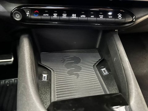 Auto Km0 A Lecco | Alfa Romeo Junior Junior 1.2 145 Cv Hybrid Edct6 Speciale - Promo Sironiauto+