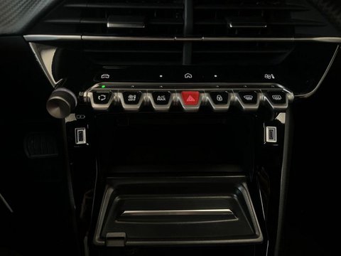 Auto Km0 A Lecco | Peugeot 2008 2008 1.2 Hybrid Allure 145Cv E-Dcs6
