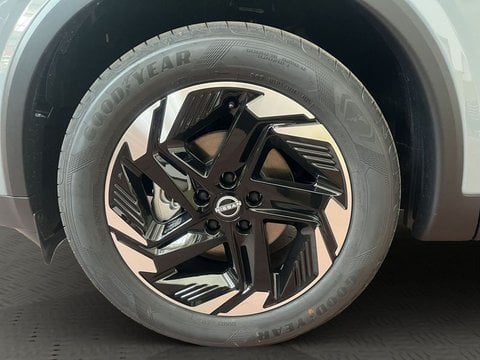 Auto Km0 A Lecco | Nissan Qashqai Qashqai 1.3 Mhev N-Connecta 4Wd 158Cv Xtronic