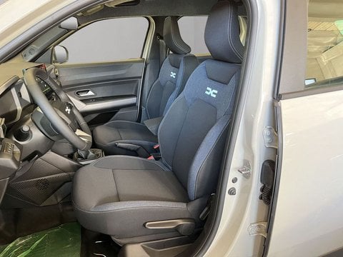 Auto Km0 A Lecco | Dacia Duster Duster 1.2 Mild Hybrid Expression 4X4 130Cv - Ppromo Sironiauto+