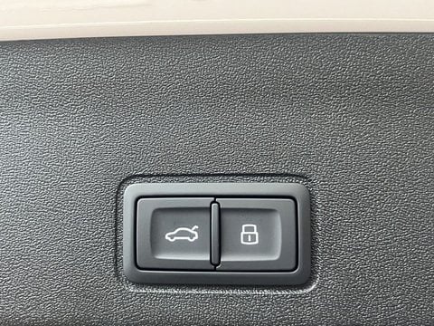 Auto Km0 A Lecco | Audi Q3 Q3 1.5 Tfsi Mhev S Line Edition 150Cv S-Tronic