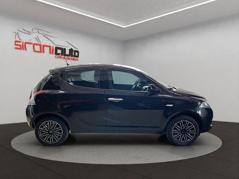 Auto Usate A Lecco | Lancia Ypsilon Ypsilon 1.0 Firefly Hybrid Silver S&S 70Cv - Promo Sironiauto+