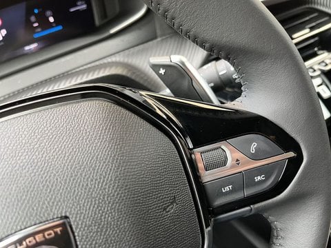 Auto Km0 A Lecco | Peugeot 2008 2008 1.2 Hybrid Allure 145Cv E-Dcs6 - Promo Sironiauto+