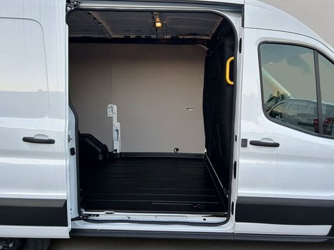Auto Km0 A Lecco | Ford Transit 330 2.0Tdci Ecoblue 130Cv Pm-Tm Furgone Trend Iva Esclusa