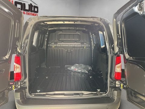 Auto Km0 A Lecco | Citroën Berlingo Berlingo Bluehdi 130 S&S Eat8 Van Pc - Iva Esclusa