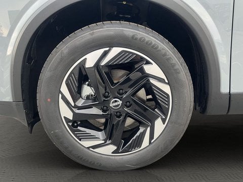 Auto Km0 A Lecco | Nissan Qashqai Qashqai 1.3 Mhev N-Connecta 2Wd 158Cv Xtronic